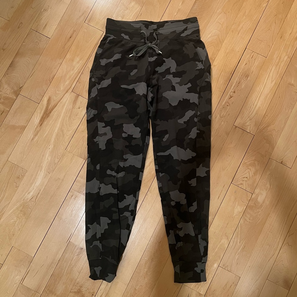 Lululemon Camouflage Jogger Pants